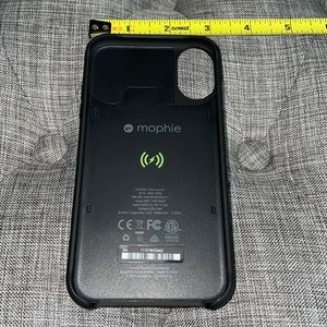 Mophie battery pack case for iPhone XR